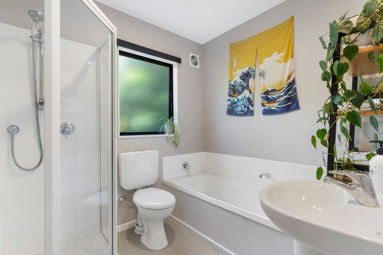 Photo of property in 43 Holmes Drive South, Massey, Auckland, 0614