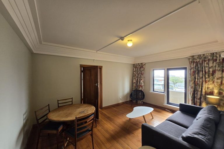 Photo of property in Westhaven Apartments, 10/127u Molesworth Street, Thorndon, Wellington, 6011