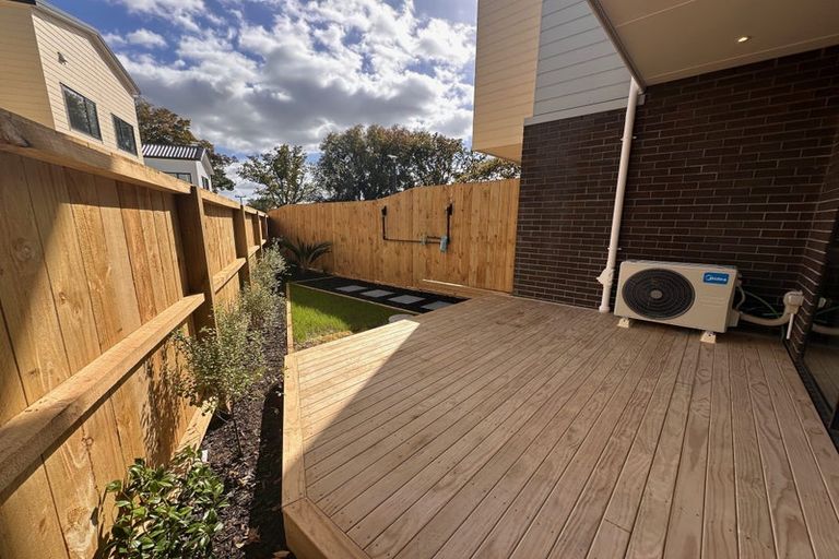 Photo of property in 10/35 Young Crescent, Drury, 2113
