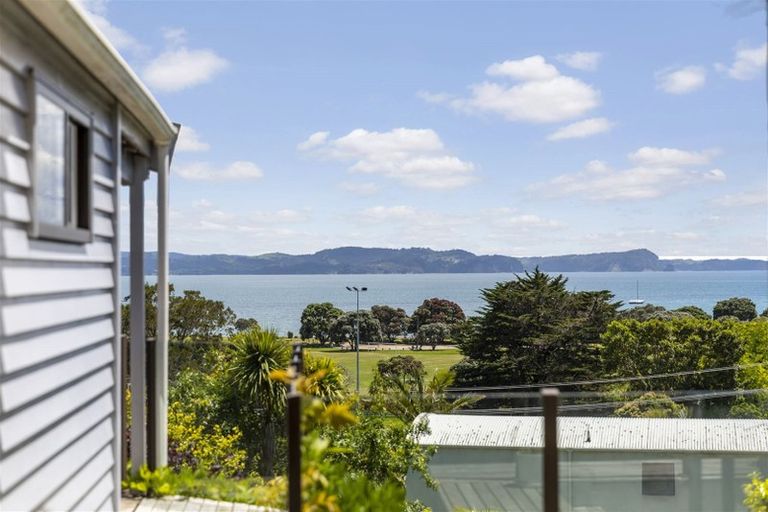 Photo of property in 22 Kathy Terrace, Stanmore Bay, Whangaparaoa, 0932