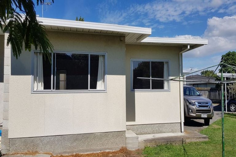 Photo of property in 13 Carl Avenue, Havelock North, 4130