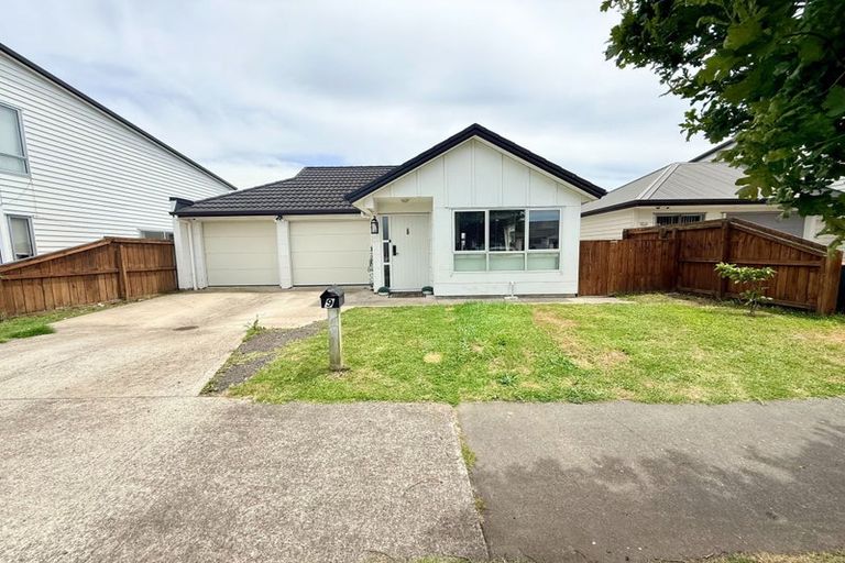 Photo of property in 9 Takahe Avenue, Takanini, 2112