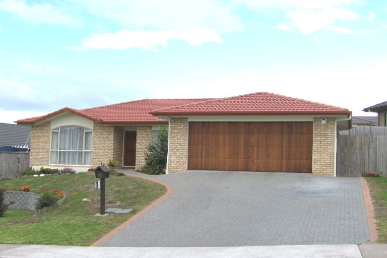 Photo of property in 22 Jadewynn Drive, Massey, Auckland, 0614