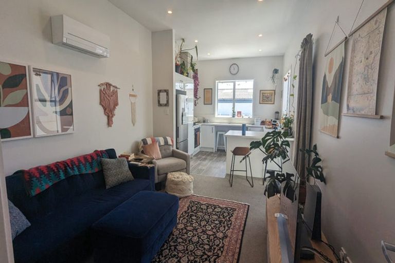 Photo of property in 10 Gordon Street, Newtown, Wellington, 6021