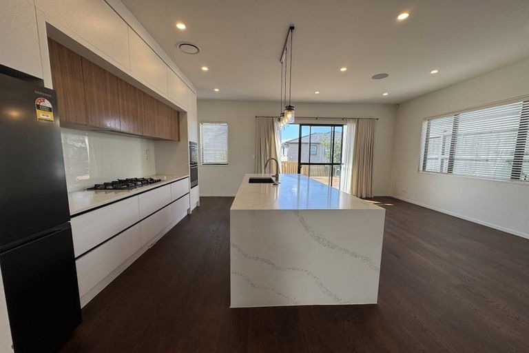 Photo of property in 88 Longhorn Drive, Flat Bush, Auckland, 2019