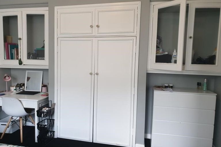 Photo of property in 117 Wallace Street, Mount Cook, Wellington, 6021