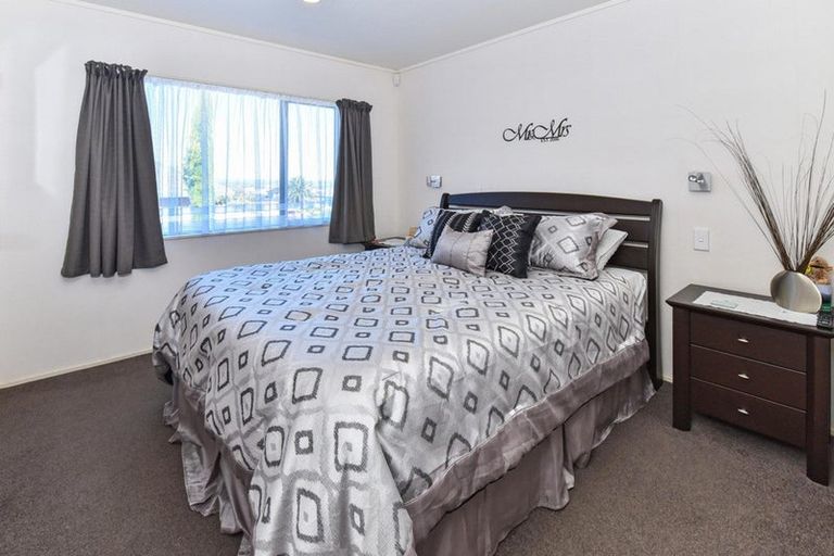 Photo of property in 31 Menen Place, Manurewa, Auckland, 2105