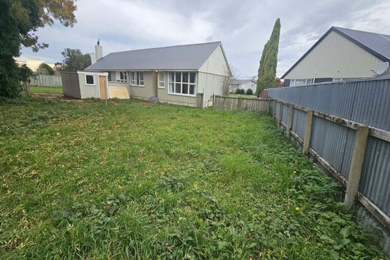 Photo of property in 23-25 Stephens Crescent, Highbury, Palmerston North, 4412