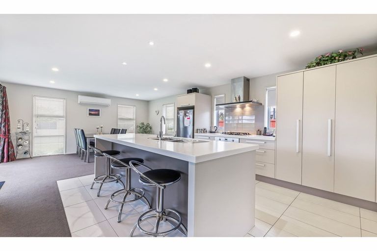 Photo of property in 16 Rapley Street, Kaiapoi, 7630