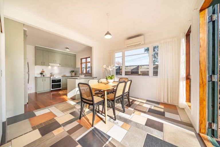 Photo of property in 53 Palmer Crescent, Silverstream, Upper Hutt, 5019