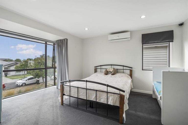 Photo of property in 9 Popokatea Drive, Takanini, 2112