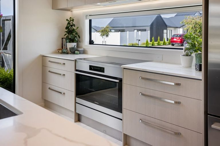 Photo of property in 99 Aviemore Drive, Marshland, Christchurch, 8083