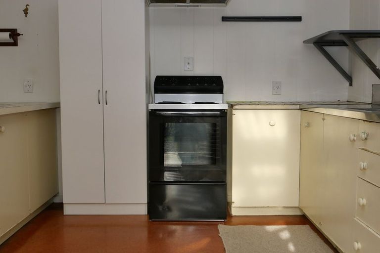 Photo of property in 62 Rata Road, Raumati Beach, Paraparaumu, 5032