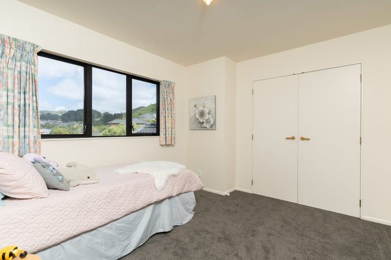 Photo of property in 4 Waverton Terrace, Churton Park, Wellington, 6037