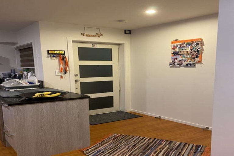 Photo of property in 1u4 June Place, Hamilton East, Hamilton, 3216