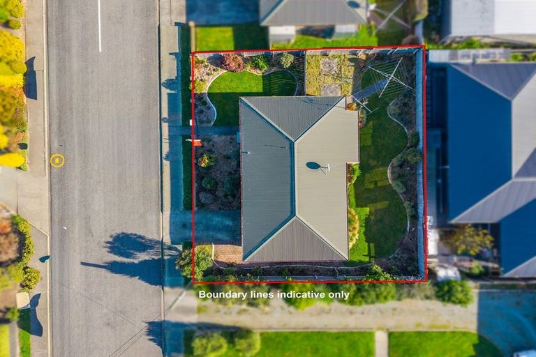 Photo of property in 42 Saint Leonards Road, Temuka, 7920