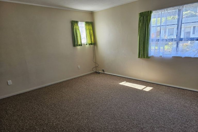 Photo of property in 23 Cortina Avenue, Johnsonville, Wellington, 6037