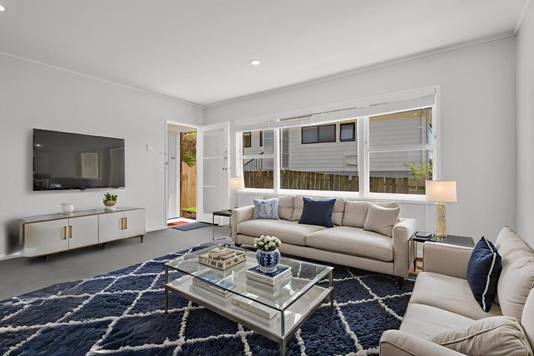 Photo of property in 1/8 Broadview Place, Howick, Auckland, 2014