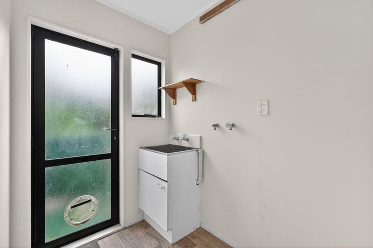 Photo of property in 23/24 Beswick Place, Birkdale, Auckland, 0626