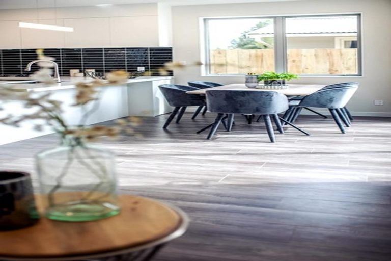 Photo of property in 6 Roa Avenue, Hobsonville, Auckland, 0616