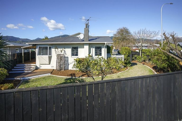 Photo of property in 68 Leicester Street, Stoke, Nelson, 7011