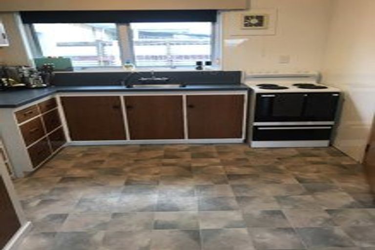 Photo of property in 15a King Street, Taradale, Napier, 4112