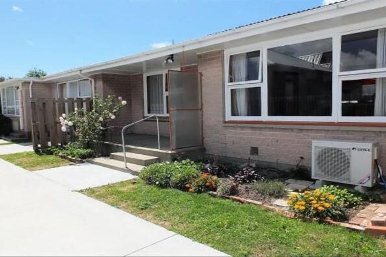 Photo of property in 1/454 Hereford Street, Linwood, Christchurch, 8011
