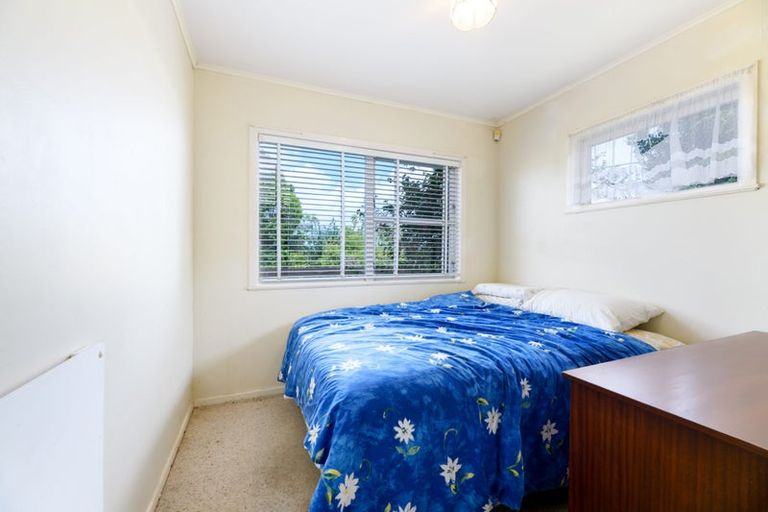 Photo of property in 9 Kaikoura Street, Henderson, Auckland, 0612