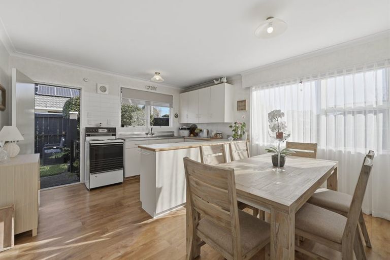 Photo of property in 64a Edgecumbe Road, Tauranga, 3110