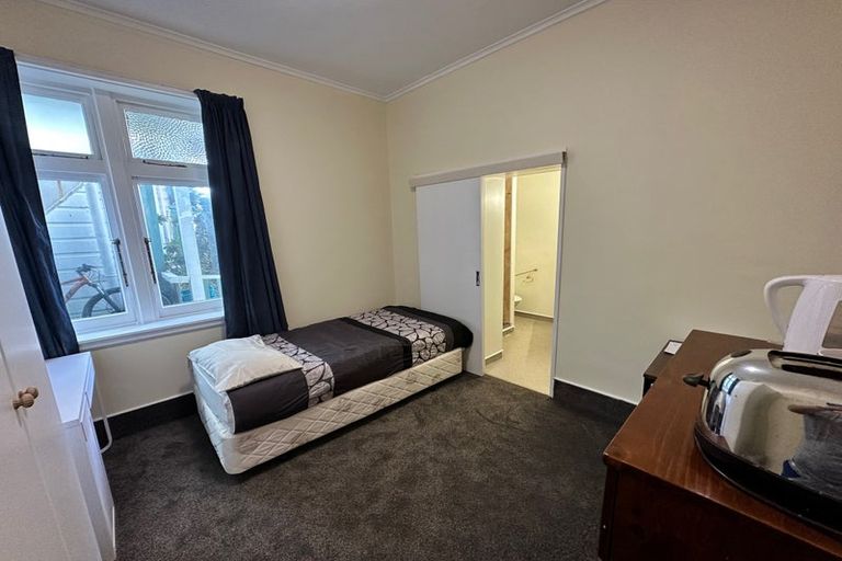 Photo of property in Carillion/the Knoll, 33 Thompson Street, Mount Cook, Wellington, 6011