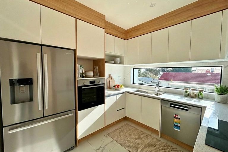 Photo of property in 723e Massey Road, Mangere, Auckland, 2022