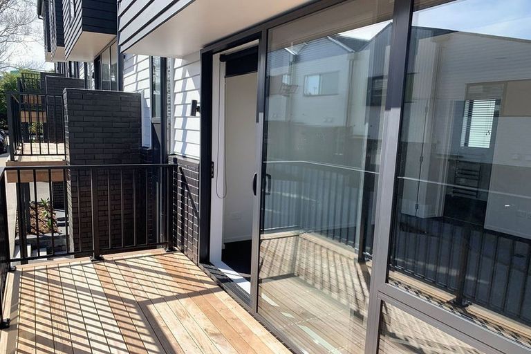 Photo of property in 24 Panoni Lane, Howick, Auckland, 2014
