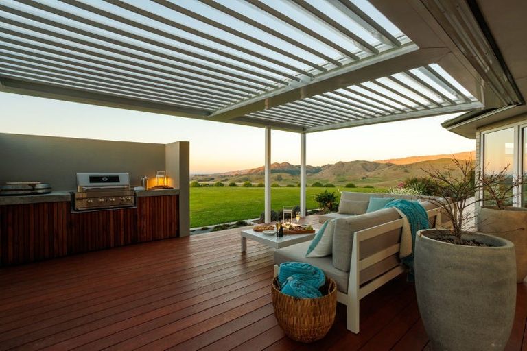 Photo of property in Omaka View, 270 Barracks Road, Hawkesbury, Blenheim, 7272