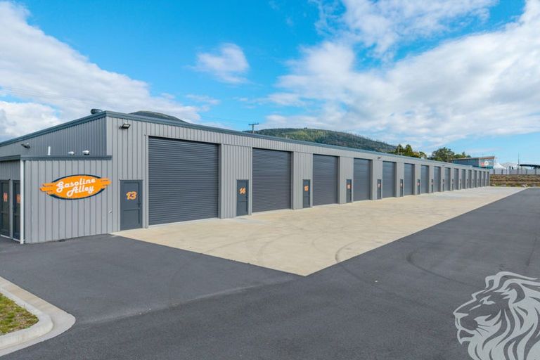 Photo of property in 2 Coolen Place, Tuakau, 2121