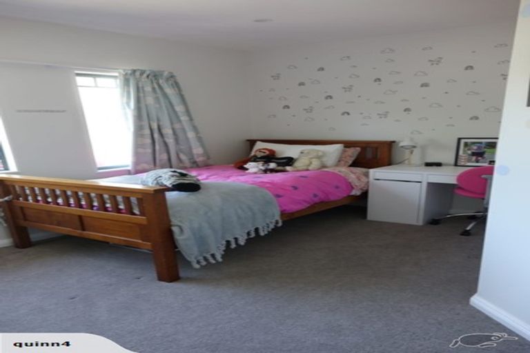 Photo of property in 54e Hungerford Road, Houghton Bay, Wellington, 6023