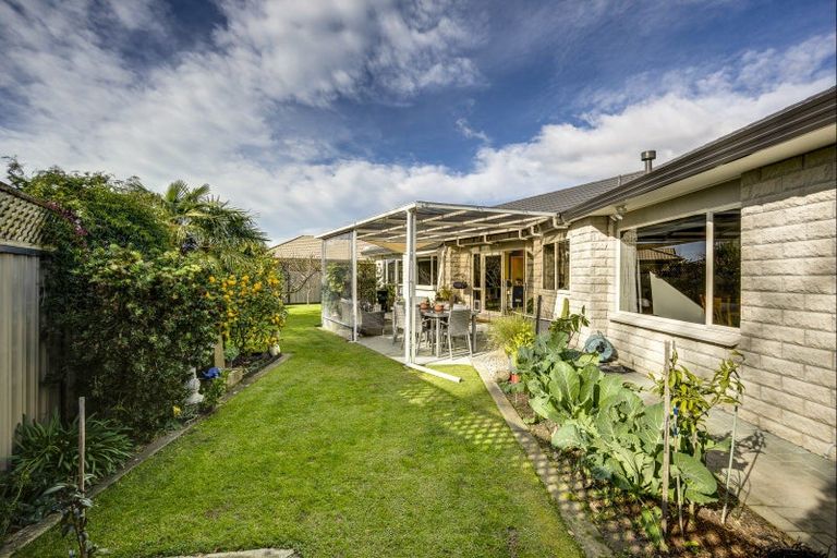 Photo of property in 5 Flemington Place, Taradale, Napier, 4112