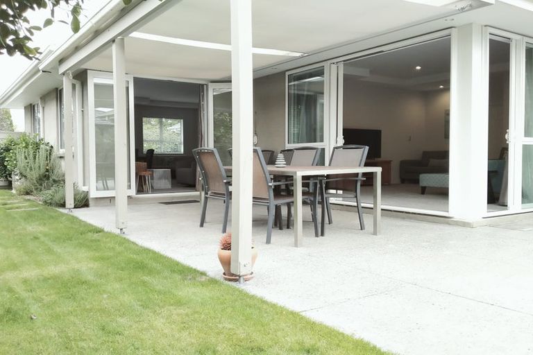 Photo of property in 35 Brookfield Drive, Northwood, Christchurch, 8051