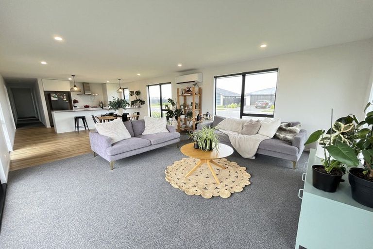 Photo of property in 72 Nethercote Way, Rolleston, 7614