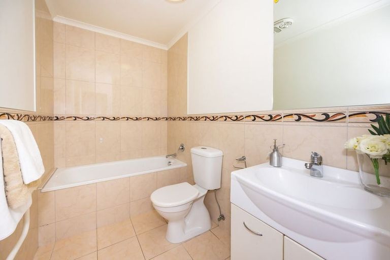Photo of property in 229 Alec Craig Way, Gulf Harbour, Whangaparaoa, 0930