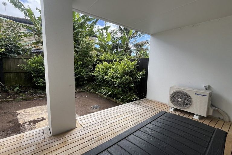 Photo of property in 74 Tukari Lane, Mangere Bridge, Auckland, 2022