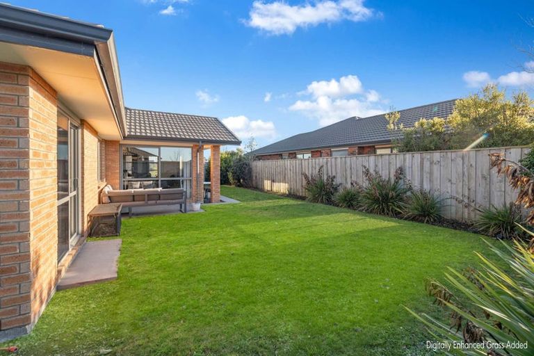 Photo of property in 39 Faringdon Boulevard, Rolleston, 7615