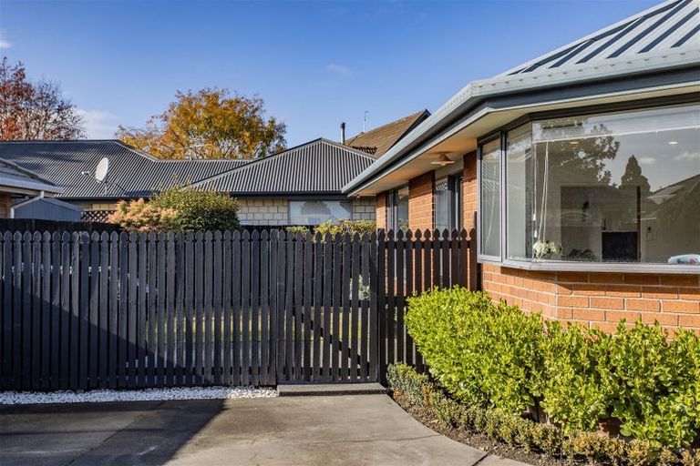 Photo of property in 14 Innisfree Place, Northwood, Christchurch, 8051