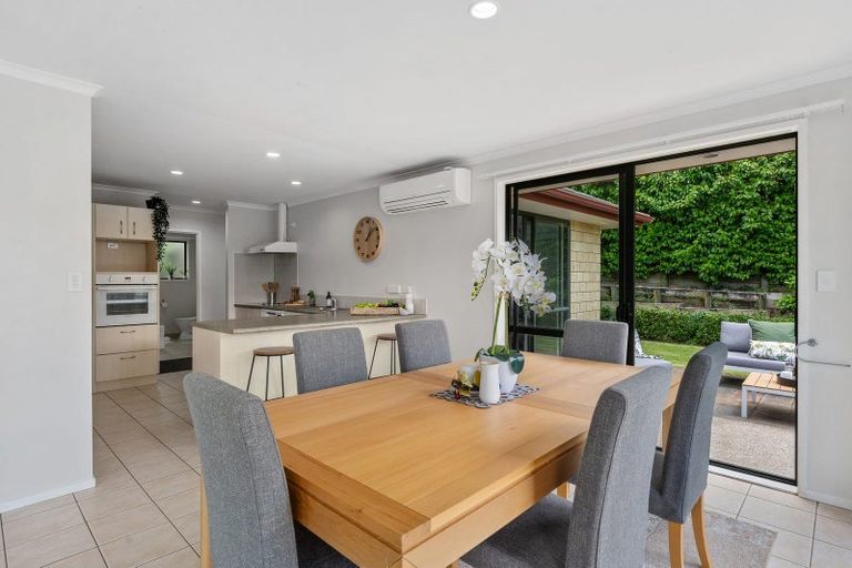 Photo of property in 38 Cabeleigh Drive, Helensville, 0800