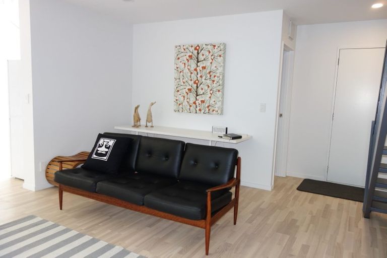 Photo of property in 2/388 Montreal Street, Christchurch Central, Christchurch, 8013