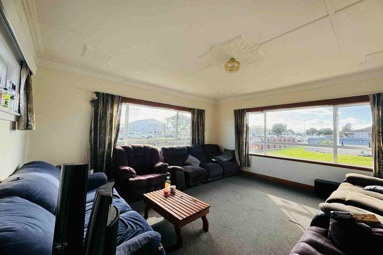 Photo of property in 620 Main Street, Palmerston North, 4414