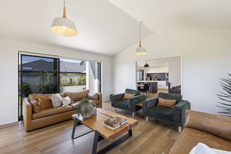 Photo of property in 22 Keene Drive, Bell Block, New Plymouth, 4312