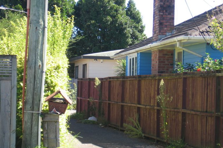 Photo of property in 63 Cobham Crescent, Kelston, Auckland, 0602