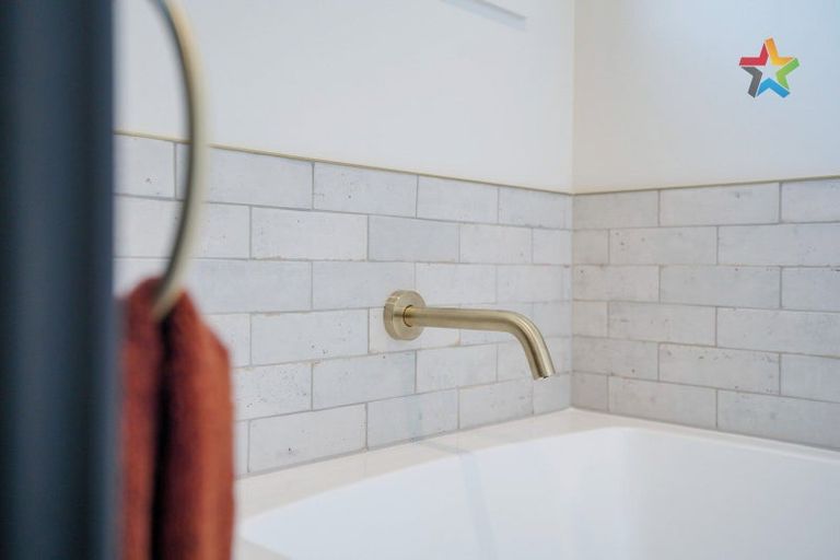 Photo of property in 21 Dumbarton Place, Strathern, Invercargill, 9812