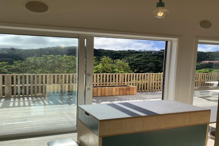 Photo of property in 7 Livingstone Street, Brooklyn, Wellington, 6021