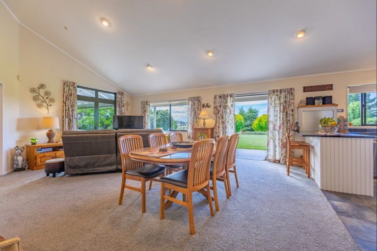 Photo of property in 72 Hatuma Road, Waipukurau, 4281
